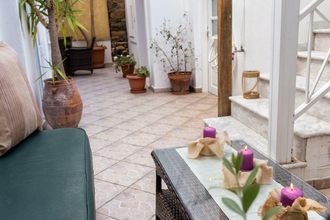 Town House For 6-16 With Ac Villa Parikia  Exterior photo