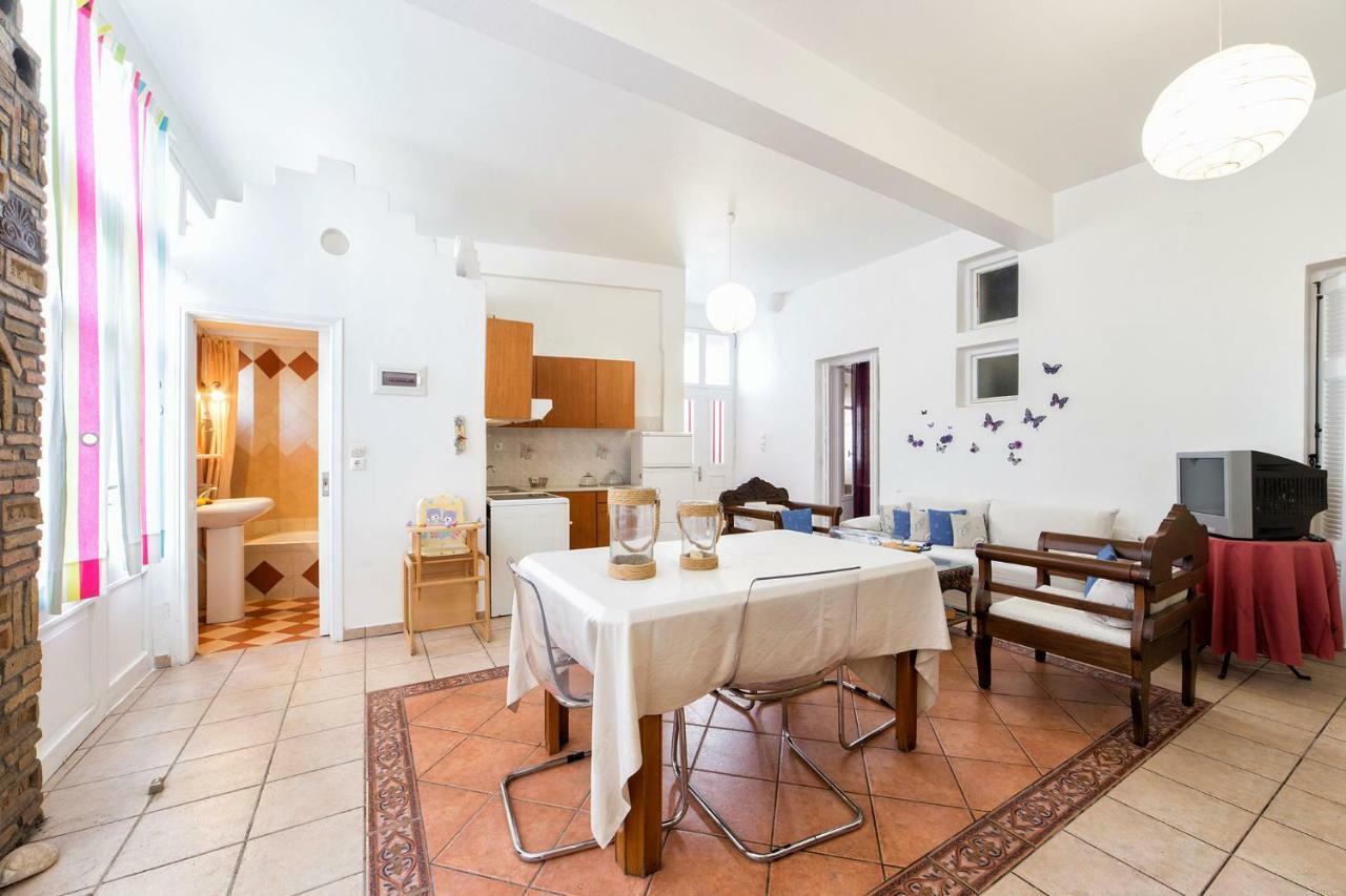 Town House For 6-16 With Ac Villa Parikia  Exterior photo